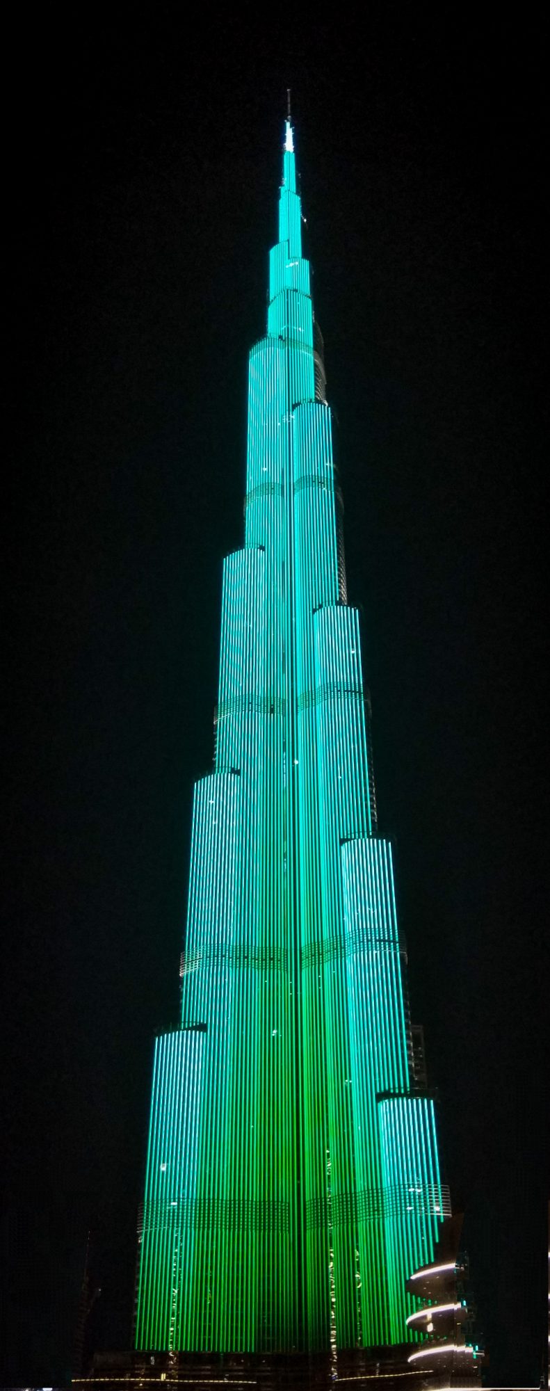 Burj Khalifa - Lit up at night