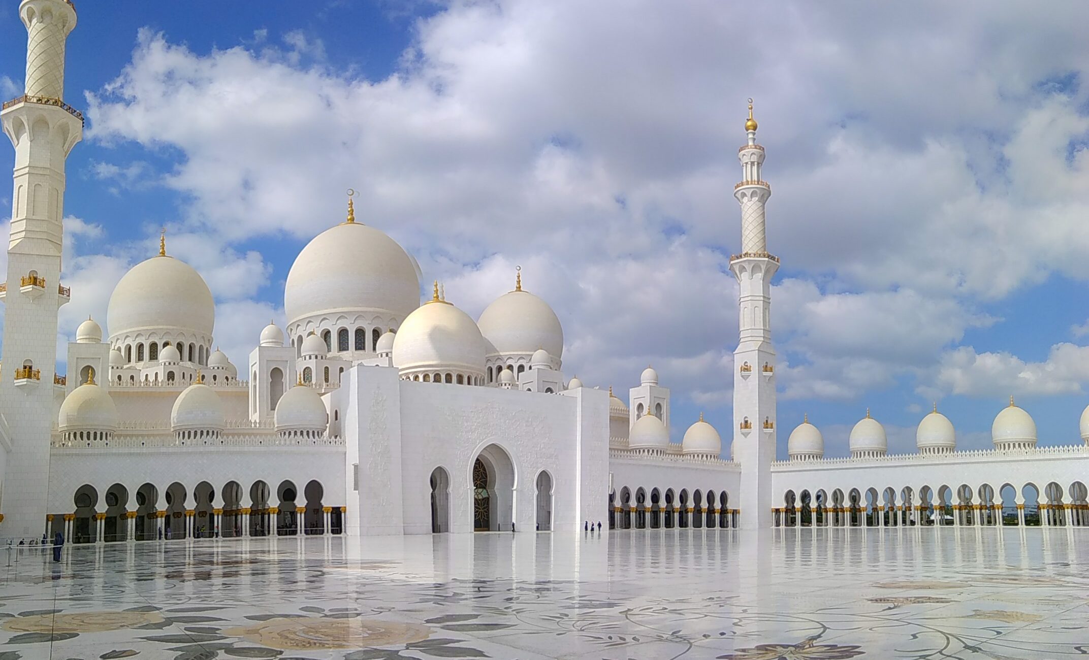  Sheikh Zayed Mosque, Abu Dhabi